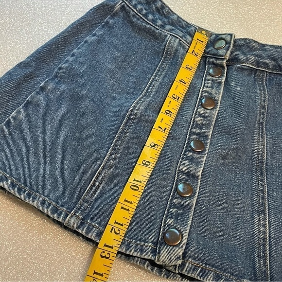 Brandy Melville Front Button Snap Blue Denim Jean Mini Skirt Size 23 - Picture 8 of 10